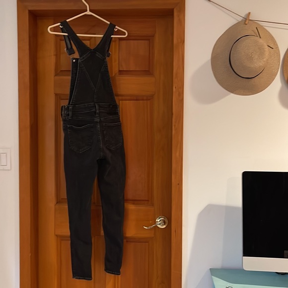 Levi’s overalls - Picture 2 of 2